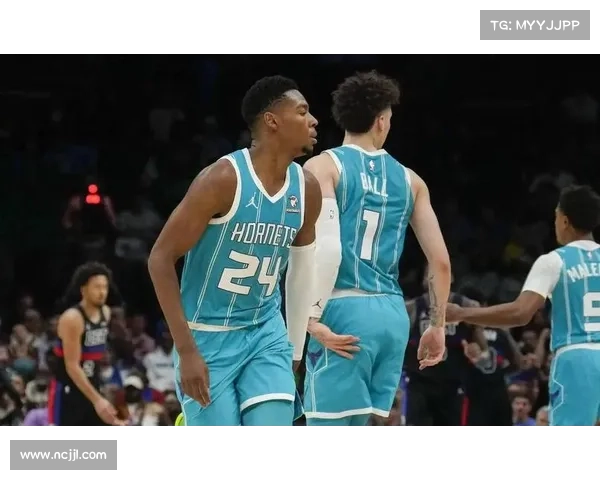 07:00视频直播NBA季前赛-印第安纳步行者VS黄蜂 07:00视频直播NBA季前赛-印第安纳步行者VS黄蜂
